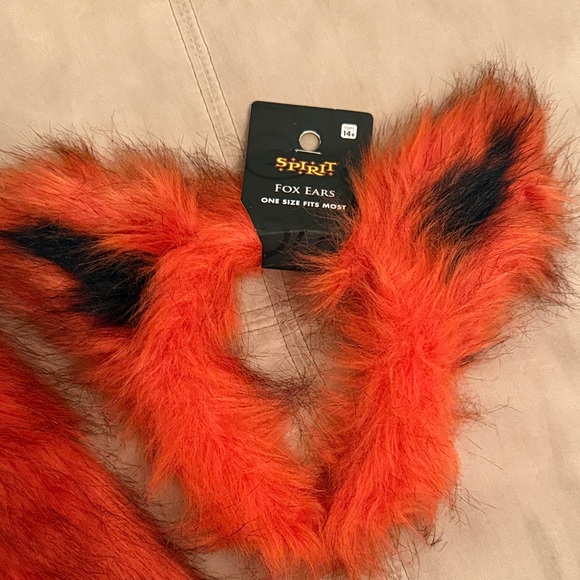 Spirit Vibrant Orange Fox Furry Set NWT - Picture 2 of 4